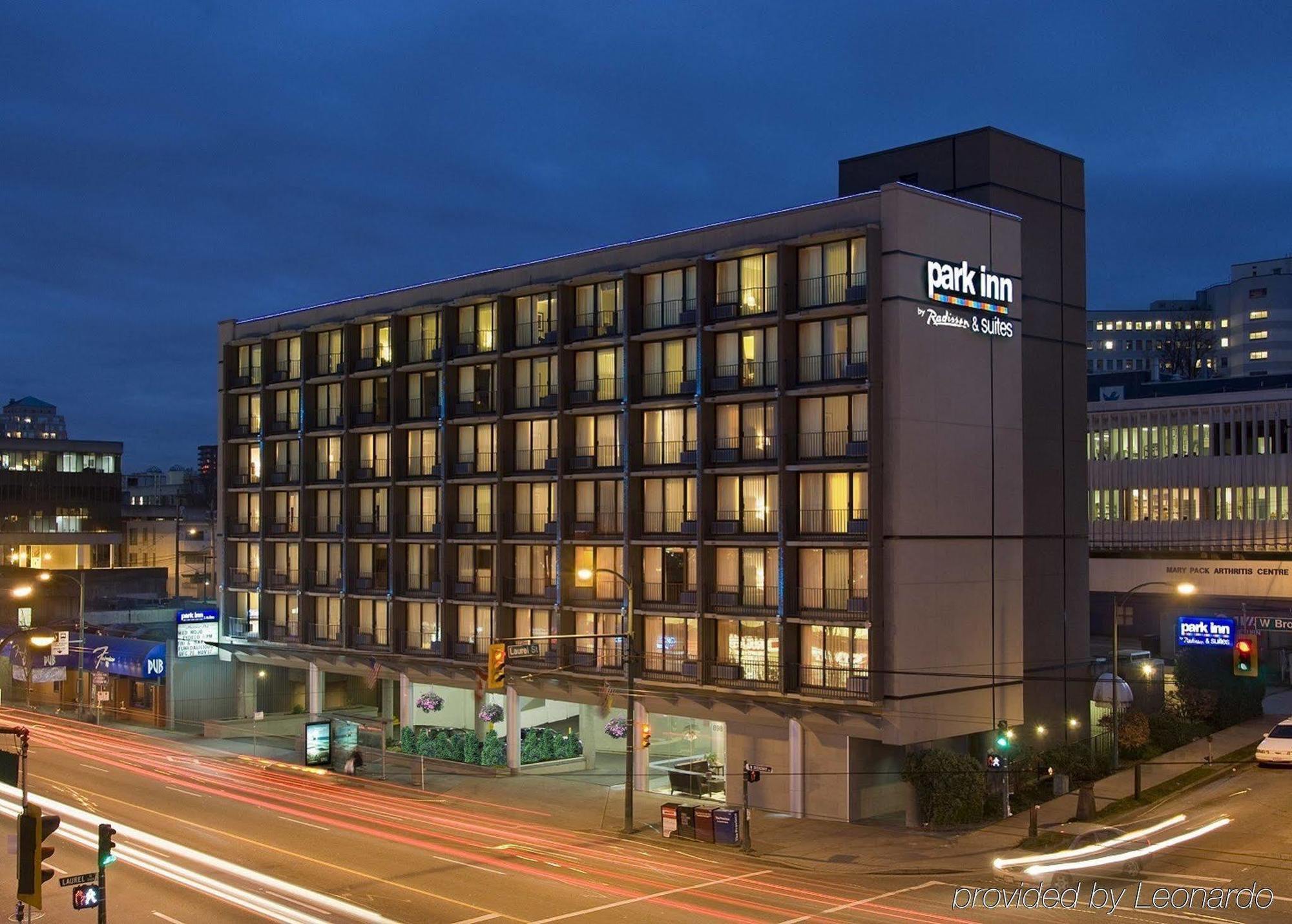 Park Inn & Suites By Radisson Vancouver Exterior foto