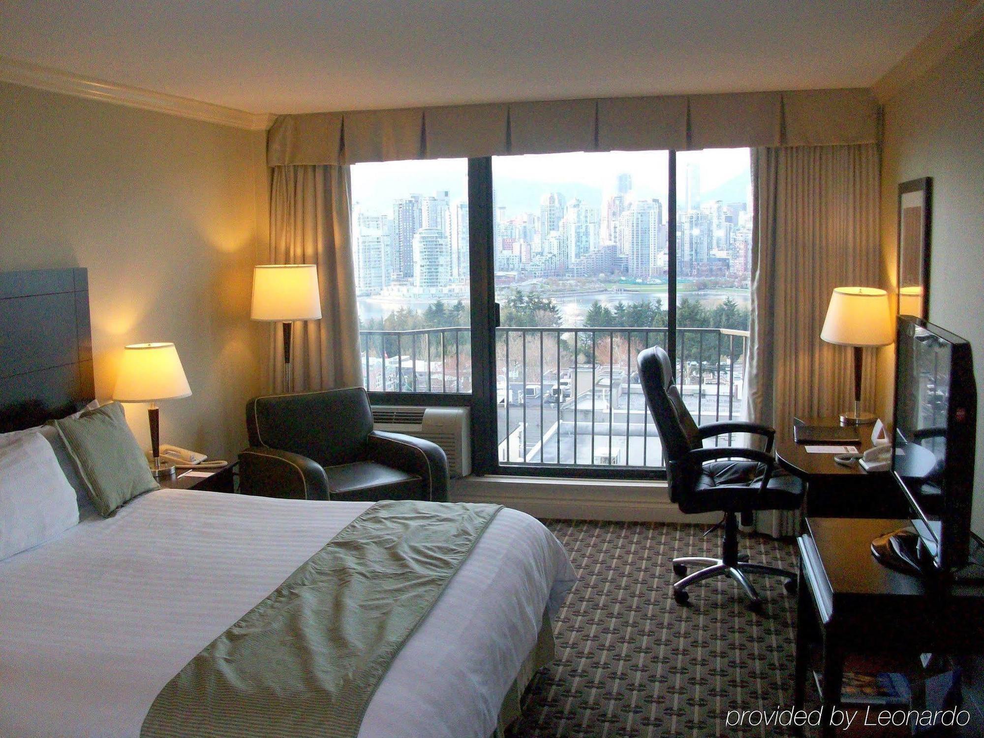 Park Inn & Suites By Radisson Vancouver Habitación foto